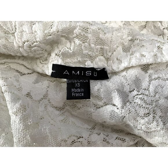 Amisu Women's Crop Shawl - Picture 4 of 4